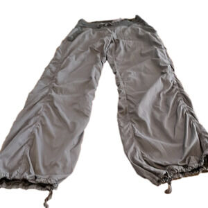Lululemon joggers pants, no size tag, see measurements, gray color